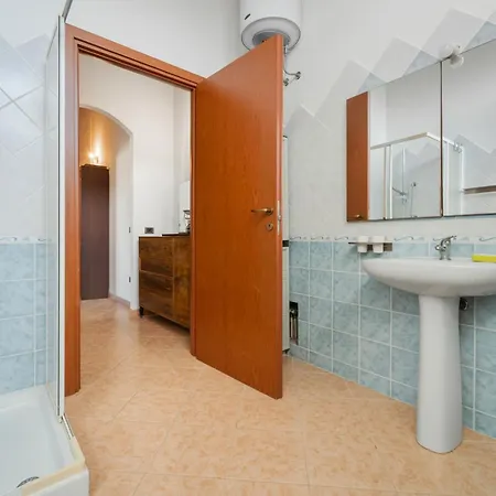 Vakantiehuis Sulcis 7 *